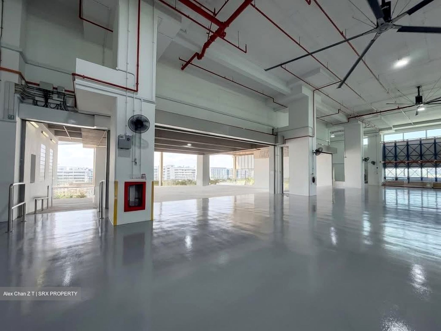Simei MRT (D18), Warehouse #578704461